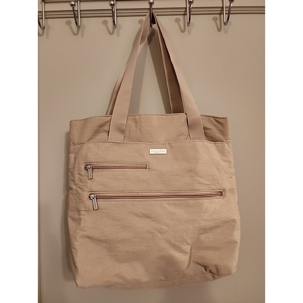 Baggallini Khaki Tote Traveling Shoulder Bag
